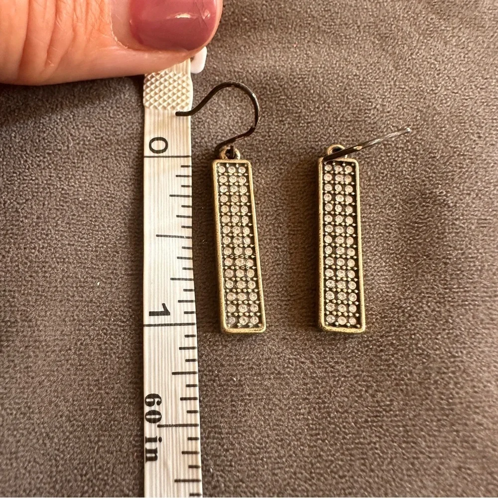 Simple Bar Style Vintage Inspired Geometric Rectangular Gold Earring Comfortable